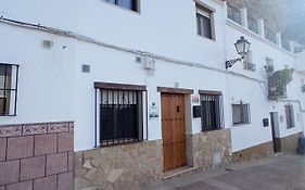 Las Calañas De Setenil